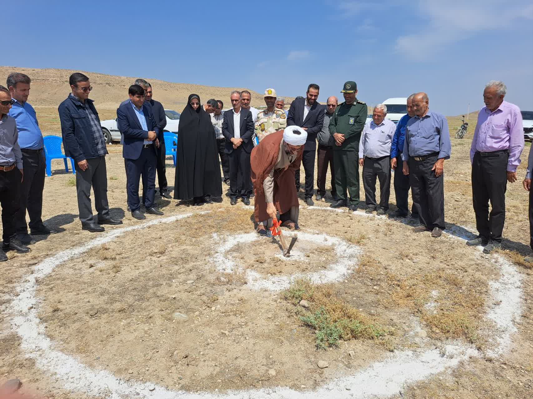 کلنگ‌زنی طرح پرورش بره پرواری با سرمایه‌گذاری 800 میلیارد ریالی در روستای بهلول‌آباد پلدشت