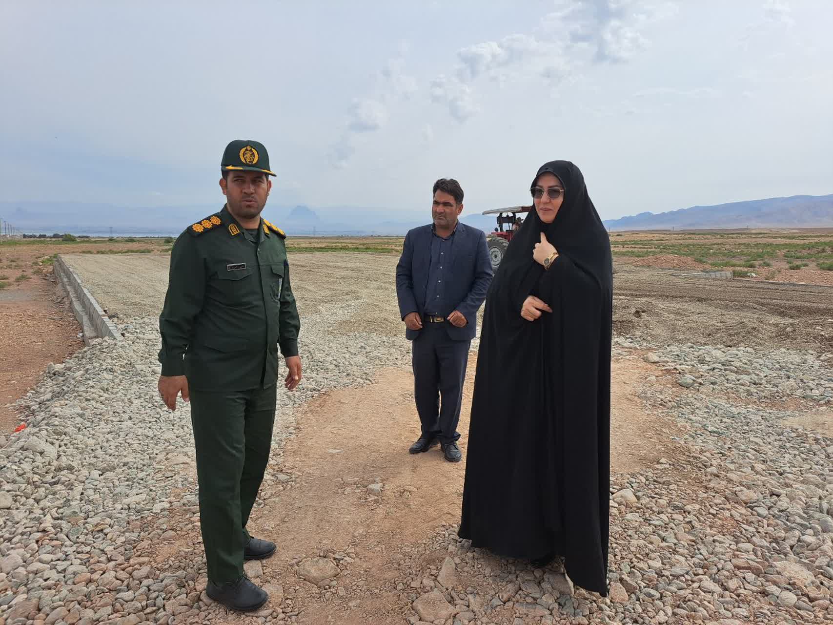 بازدید فرماندار پلدشت از پروژه احداث زمین چمن مصنوعی روستای حسن کندی؛ پیشرفت فیزیکی 60 درصدی پروژه