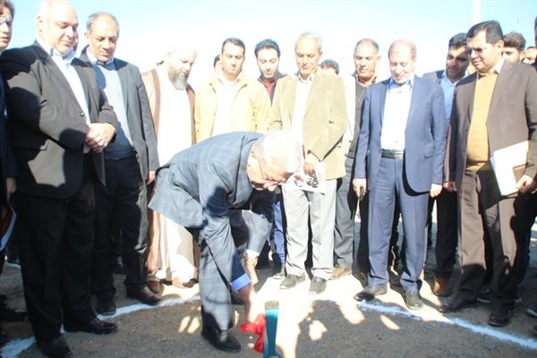 مجموعه پرورش گاو شیری ۱۰هزار راسی پلدشت کلنگ زنی شد.