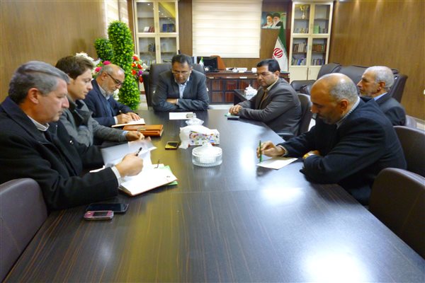 برسی مسائل و مشکلات شهر پلدشت