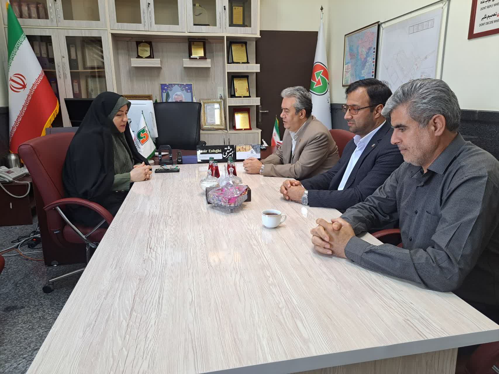 بررسی مسائل و چالش‌های پایانه مرزی پلدشت با حضور فرماندار شهرستان