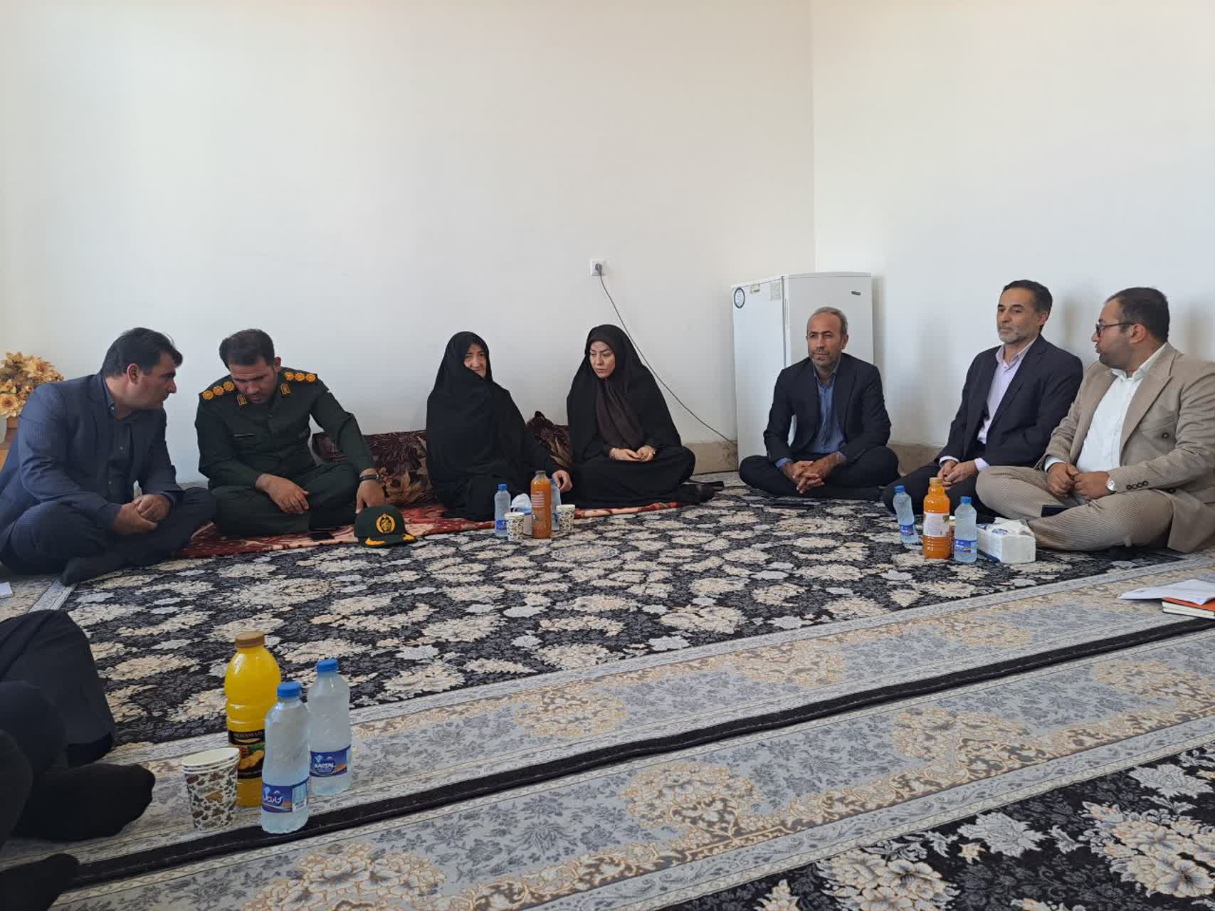 نشست مدیریت محله‌محور در روستای ارس با حضور فرماندار پلدشت؛ تمرکز بر رفع چالش‌های زیرساختی و توسعه گردشگری