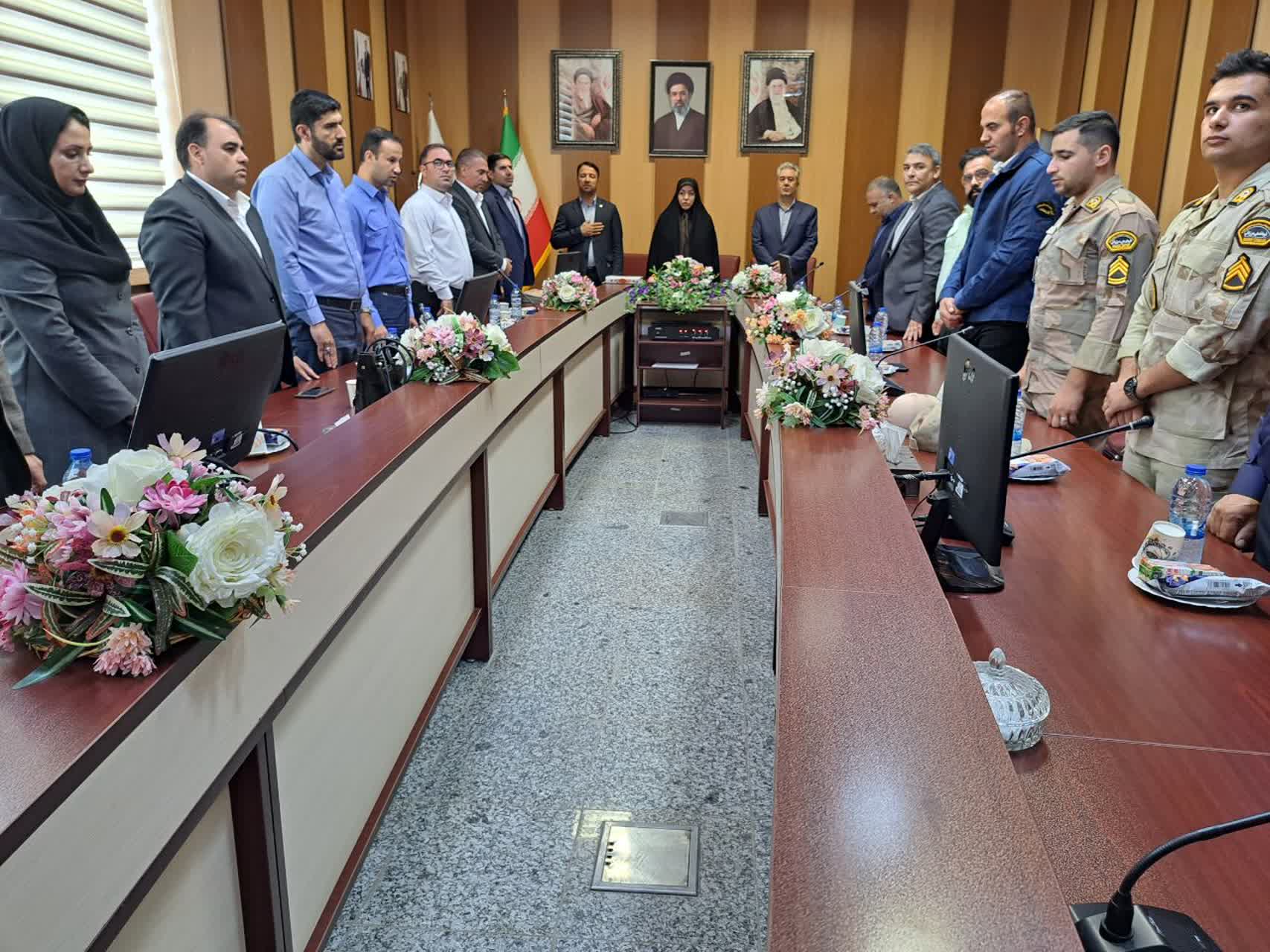 تجلیل فرماندار پلدشت از کارکنان و تلاشگران حوزه مرزی/ تأکید بر اهمیت وحدت و خدمترسانی صادقانه در مقابله با توطئههای دشمن