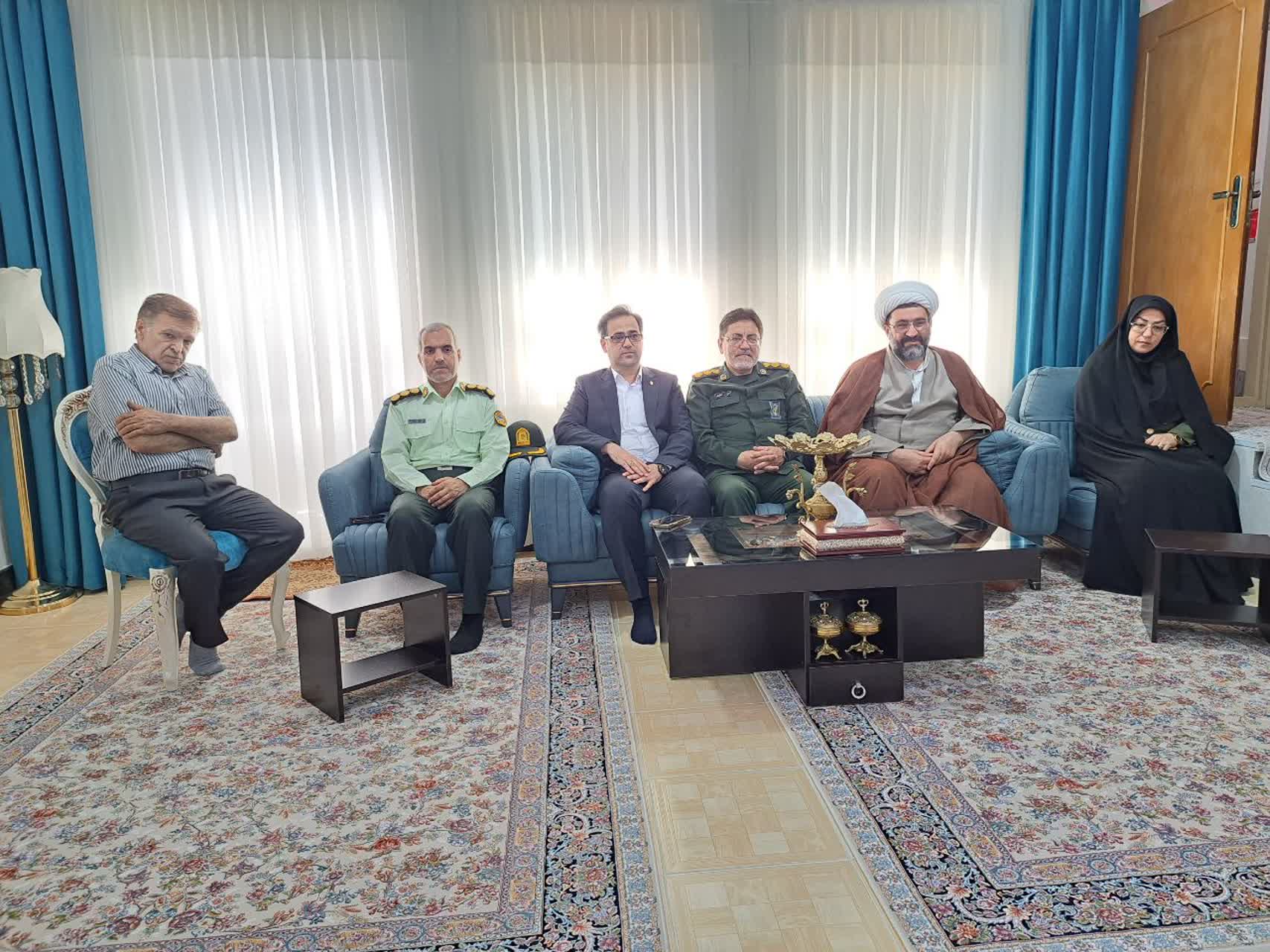 تکریم و تجلیل از آزاده سرافراز پرویز علیزاده در پلدشت
