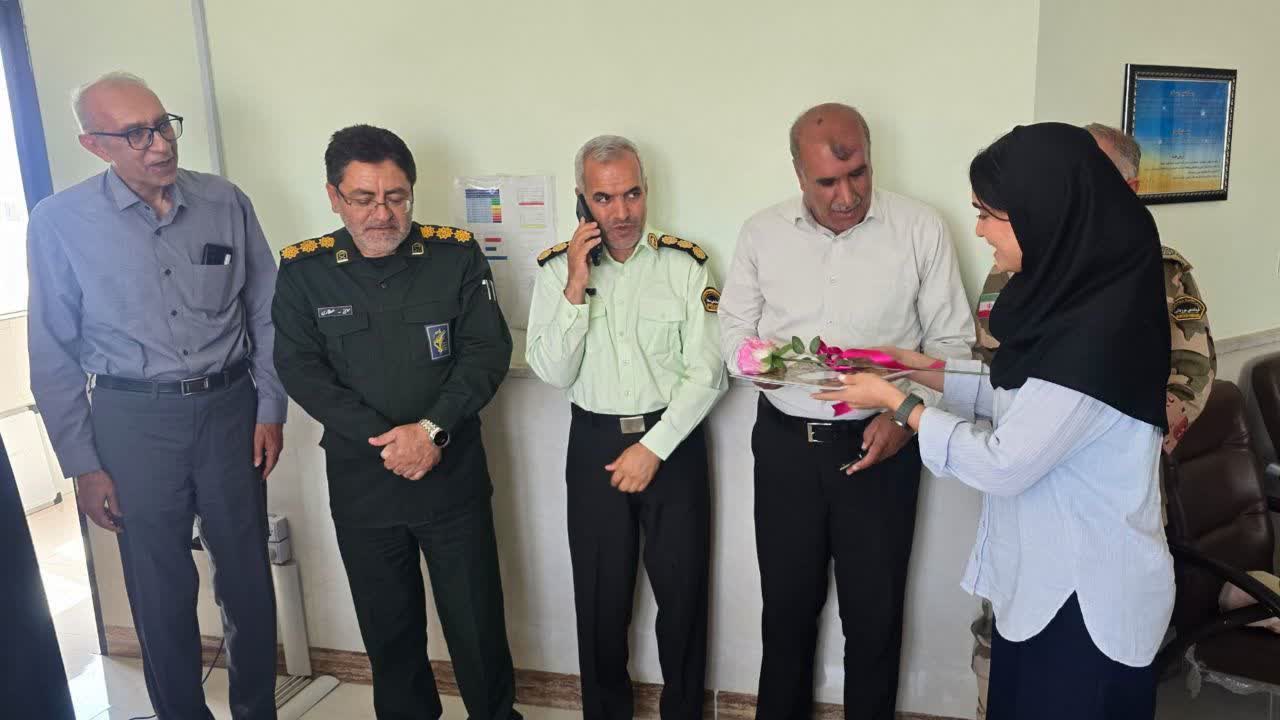 دیدار و تجلیل فرماندار شهرستان پلدشت از پزشکان و کادر درمان بیمارستان امام خمینی(ره)