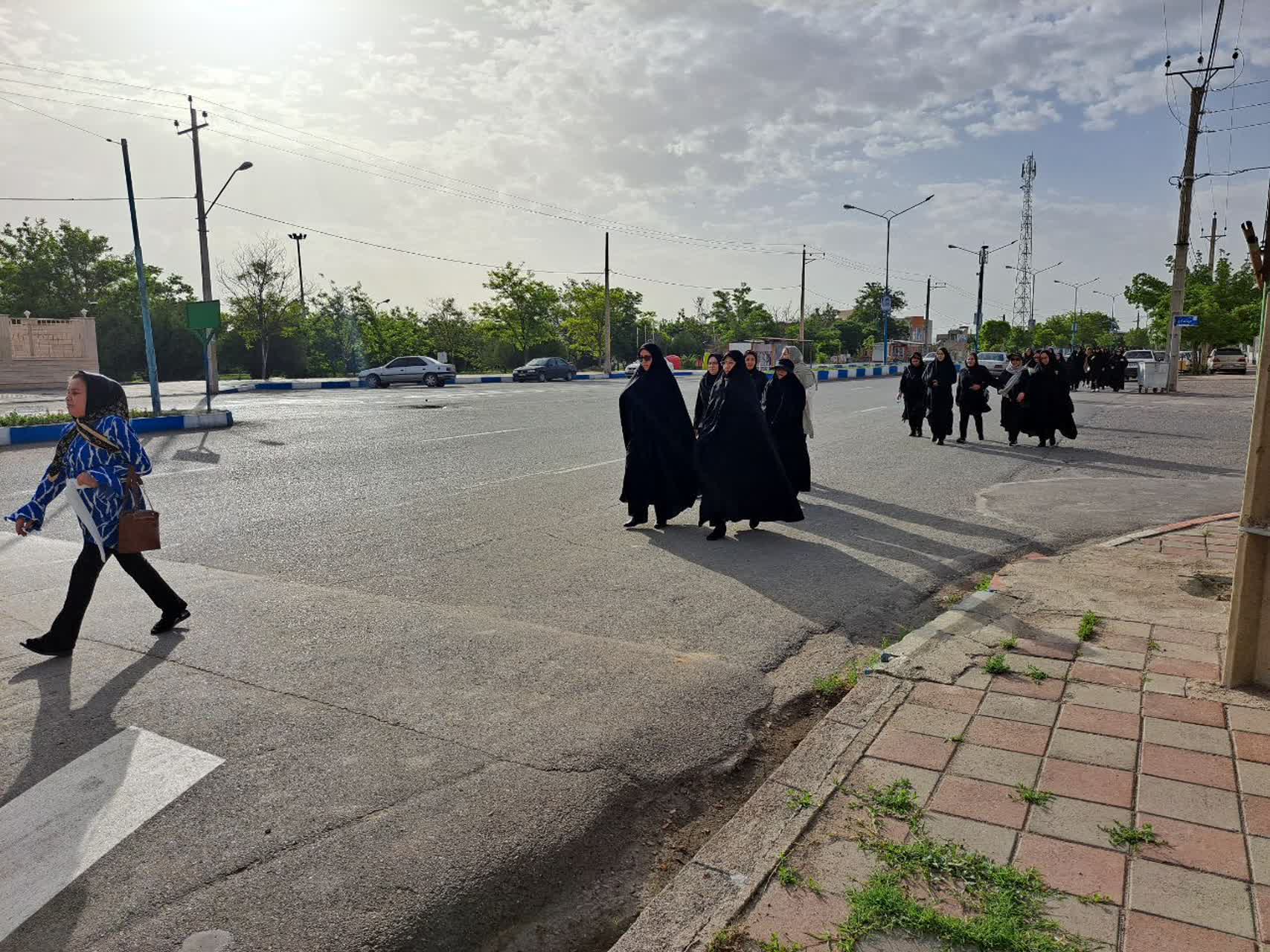 برگزاری همایش پیادهروی بانوان به مناسبت هفته جمعیت در پلدشت
