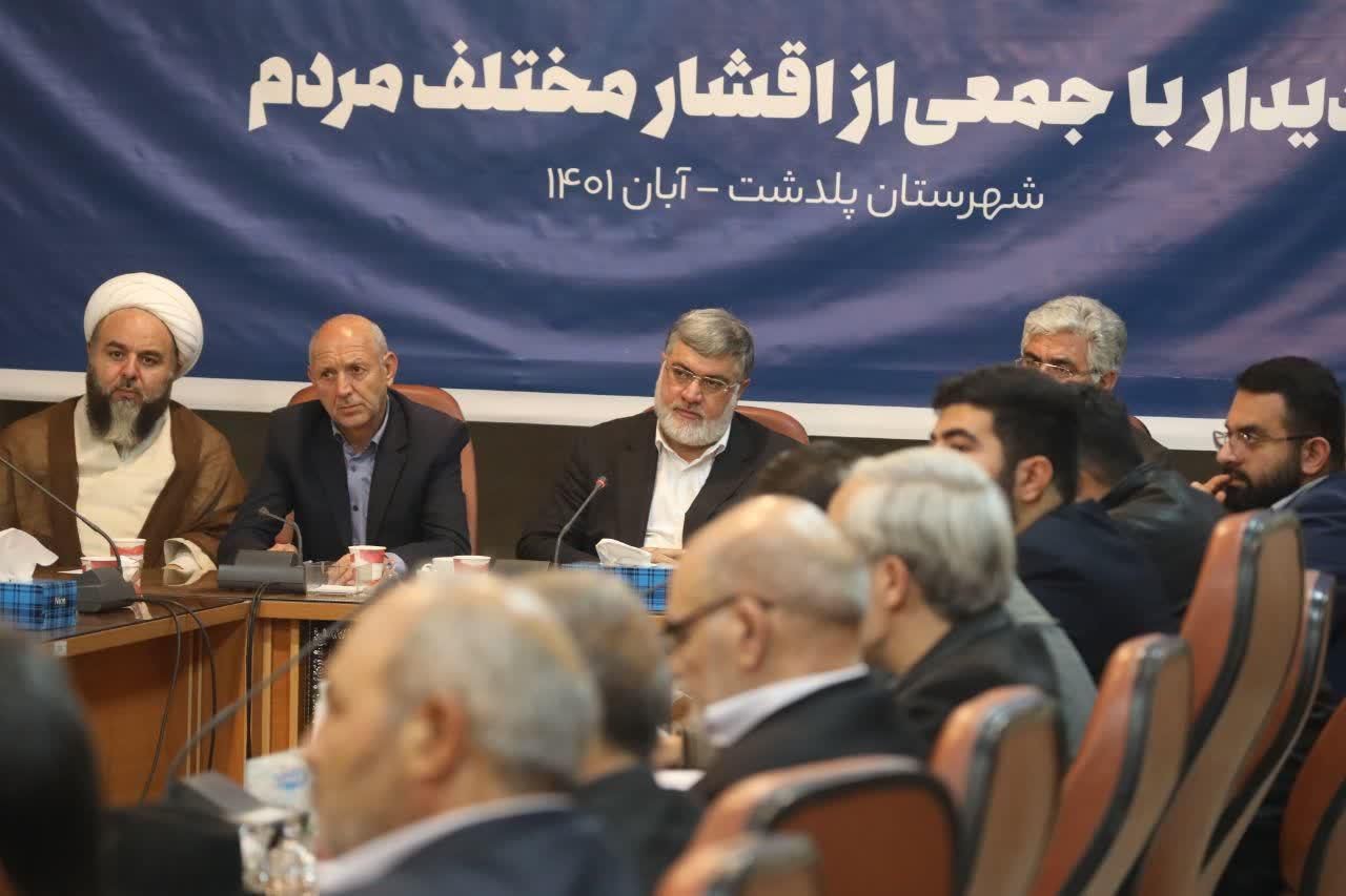 آلبوم تصویری / دیدار استاندار آذربایجانغربی با جمعی از اقشار مختلف مردم شهرستان پلدشت