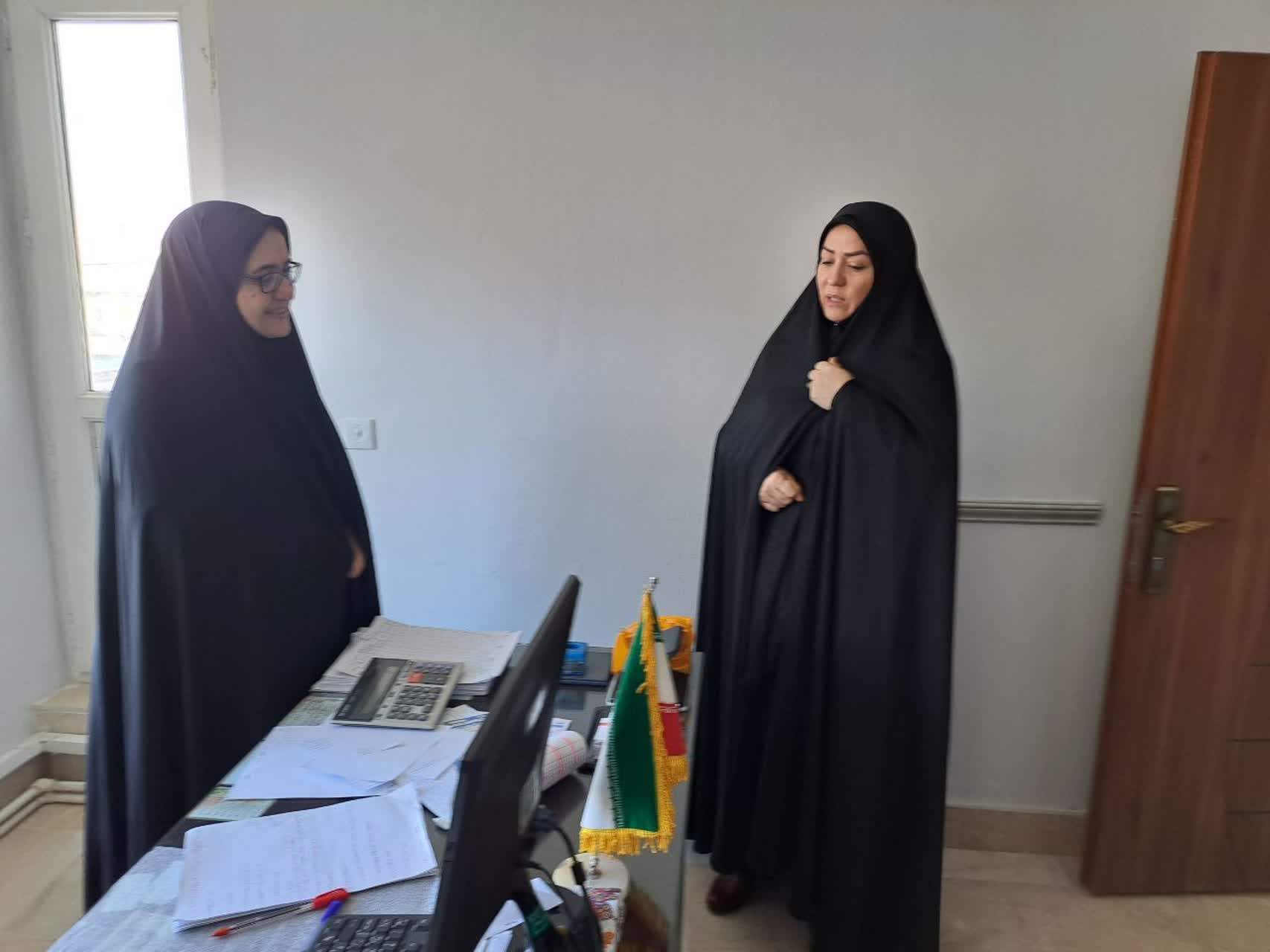 توزیع اقلام ضروری بین مددجویان با حضور فرماندار شهرستان