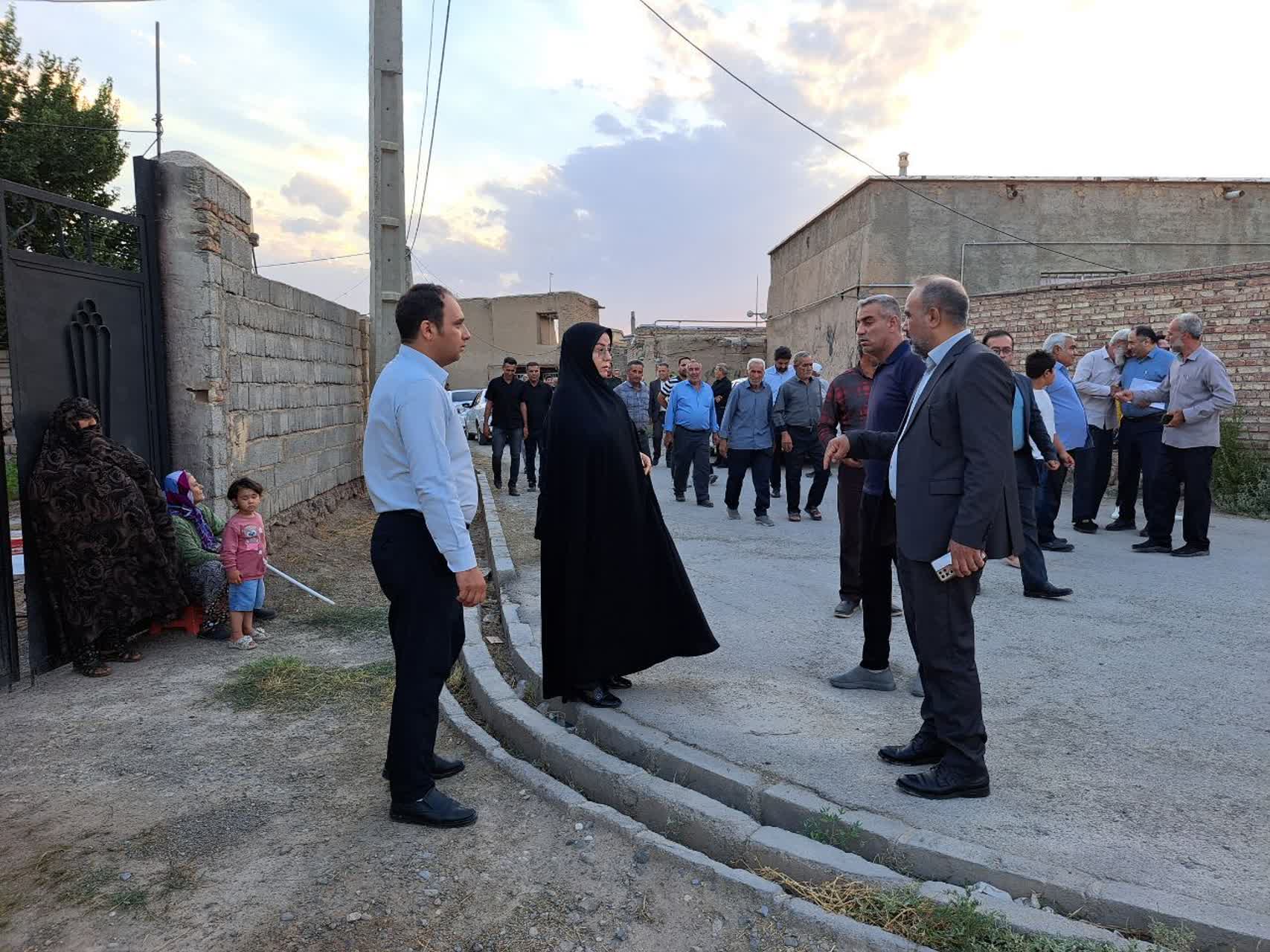 بازدید فرماندار پلدشت از روستای بهلول‌آباد در ادامه طرح مدیریت محله‌محور