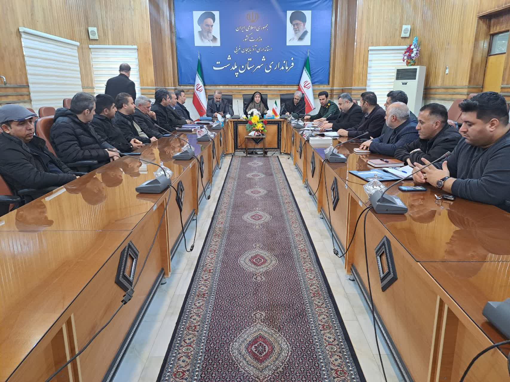 فرماندار پلدشت از تخصیص 45 تن آرد ترمیمی به شهرستان خبر داد