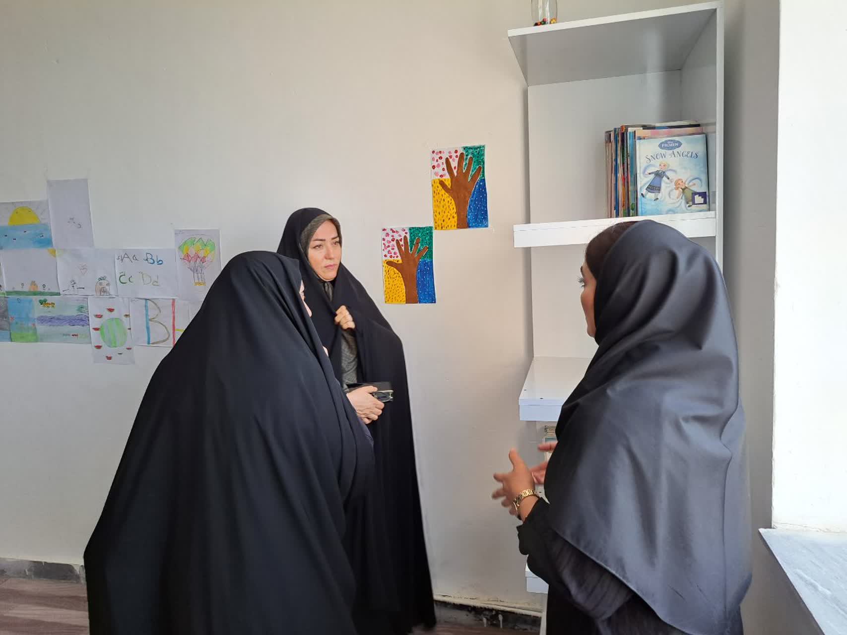 بازدید فرماندار پلدشت از فعالیتهای مسئولیت اجتماعی شرکت طرابرسان در روستای شهرک میلاد