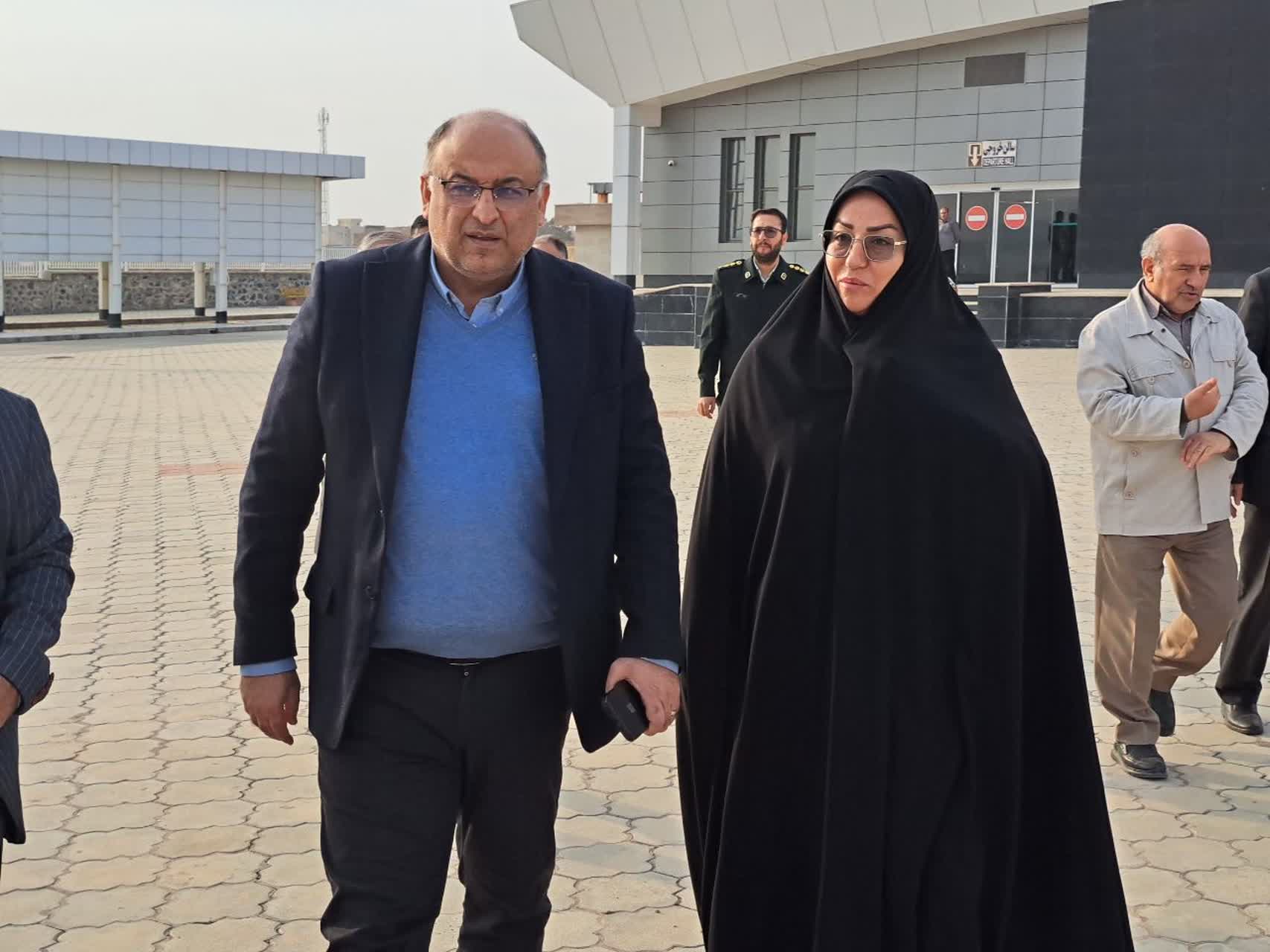 بازدید مدیر کل توسعه منطقه‌ای و دبیر توسعه پایدار شرق و غرب کشور از پایانه مرزی پلدشت