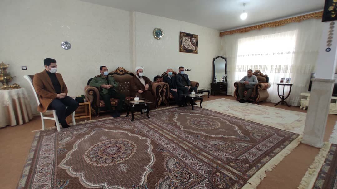 دیدار و دلجویی فرماندار از جانبازان سرافراز شهرستان پلدشت