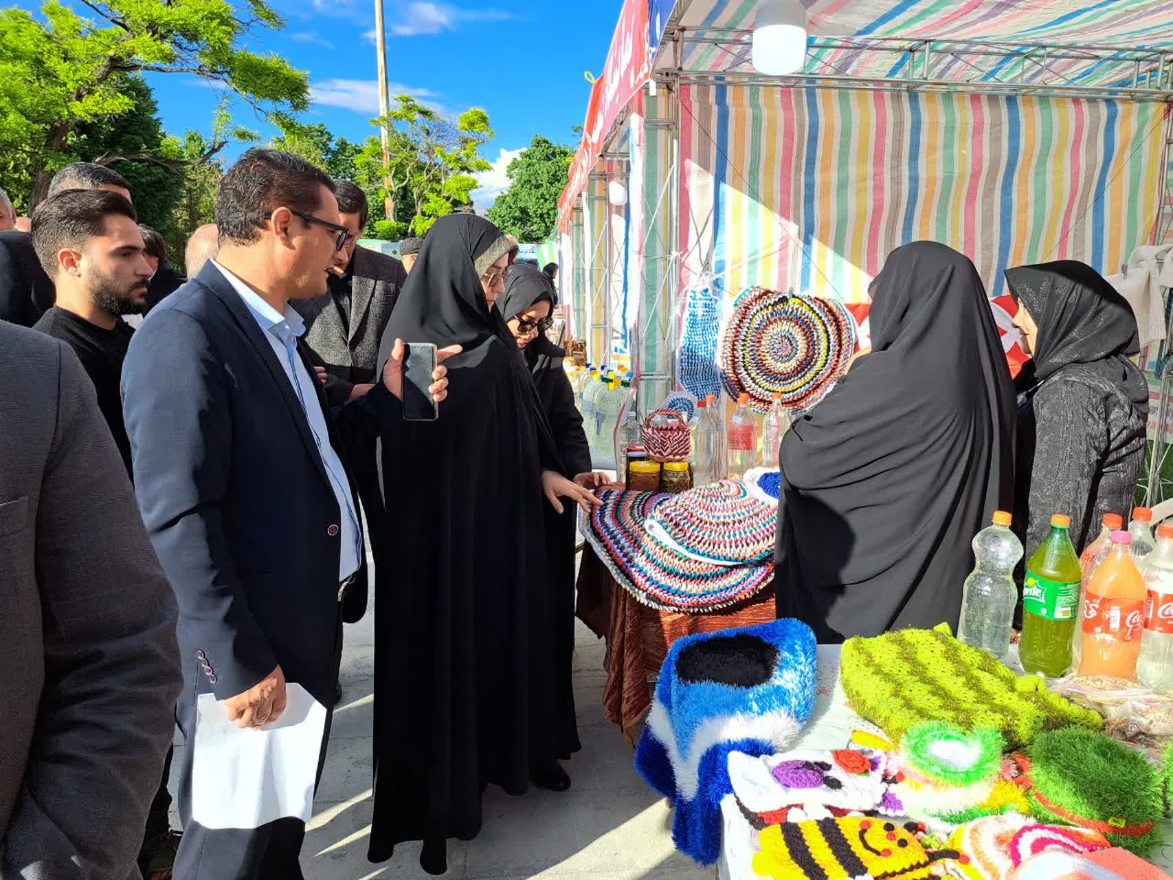 هدف از برگزاری این نمایشگاه ایجاد نشاط اجتماعی و حمایت از فعالان حوزه مشاغل خرد و خانگی است