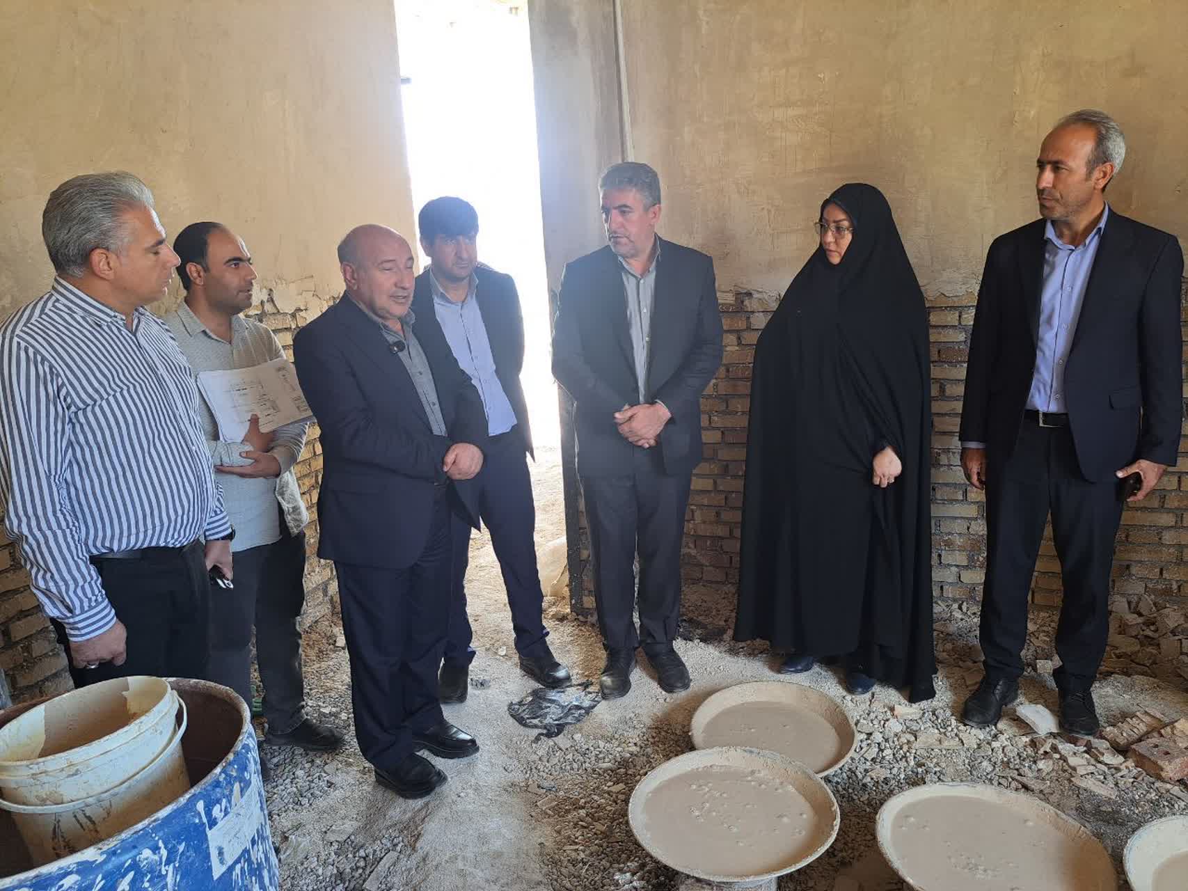 تداوم همکاری‌ها برای تکمیل پروژه‌های آموزشی و تجهیز مدارس با مشارکت سازمان منطقه آزاد ماکو