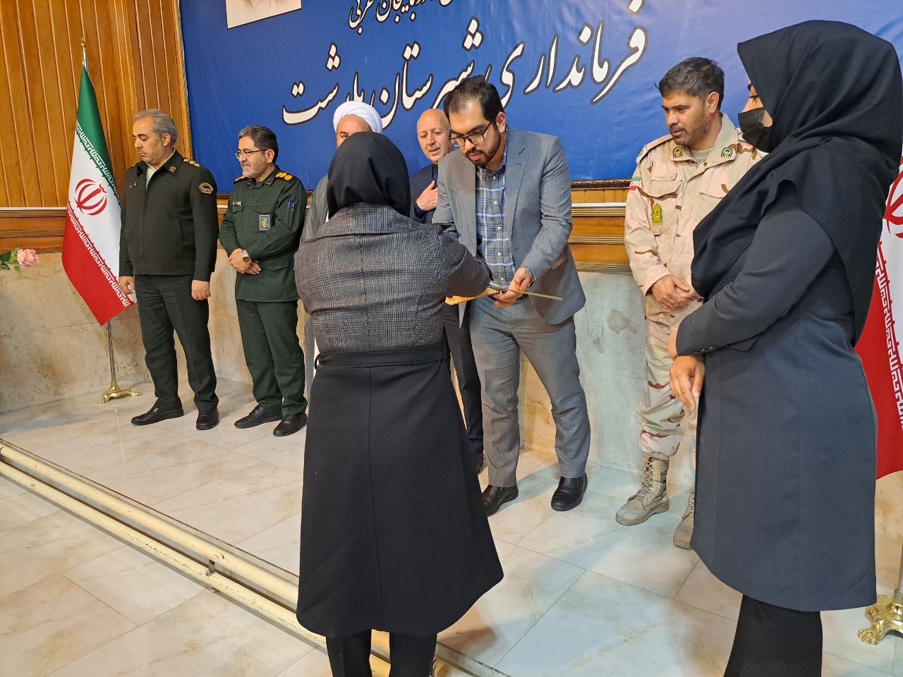 آیین تجلیل از پرستاران برگزیده شهرستان پلدشت برگزار شد