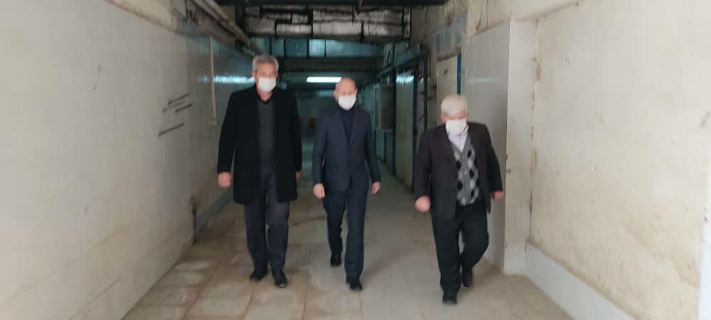 بازدید فرماندار از مزرعه قارچ صنم پلدشت