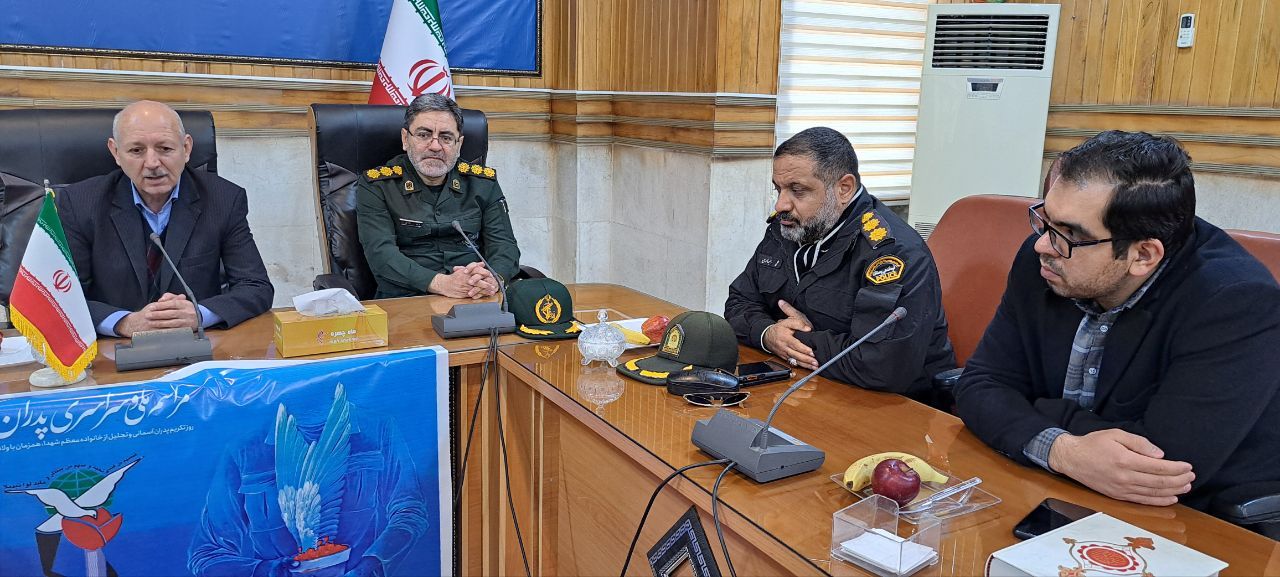 مراسم تجلیل از پدران شهیدان والامقاوم