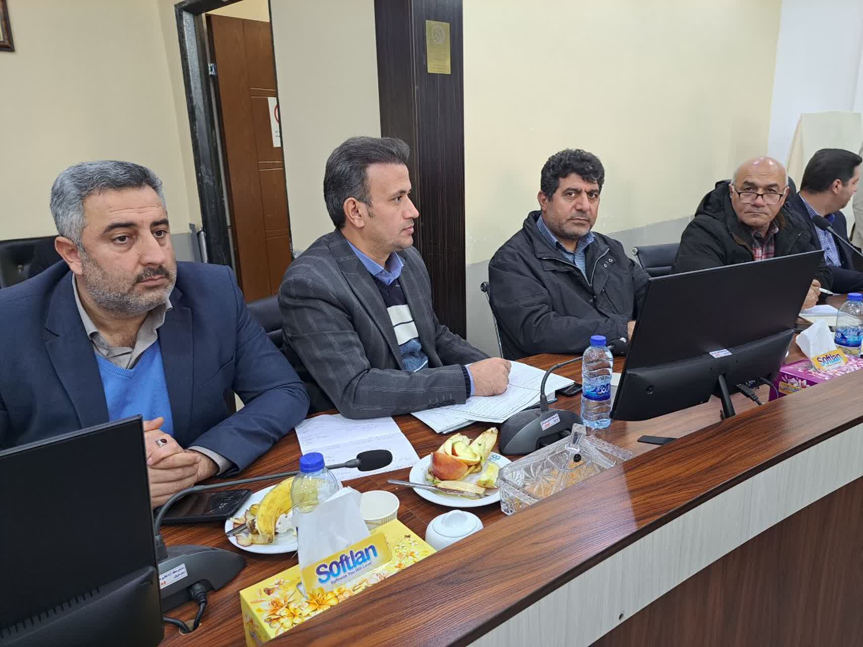 نشست راهبردی فراکسیون کشاورزی مجلس در منطقه آزاد ماکو برگزار شد