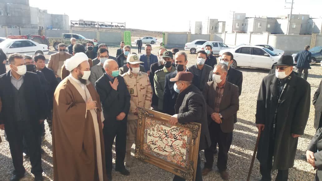 افتتاح و بهره برداری از مدرسه 6 کلاسه "سردار رشید اسلام حاج قاسم سلیمانی" در محل مسکن مهر شهر پلدشت
