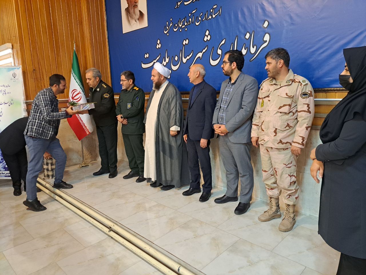 آیین تجلیل از پرستاران برگزیده شهرستان پلدشت برگزار شد