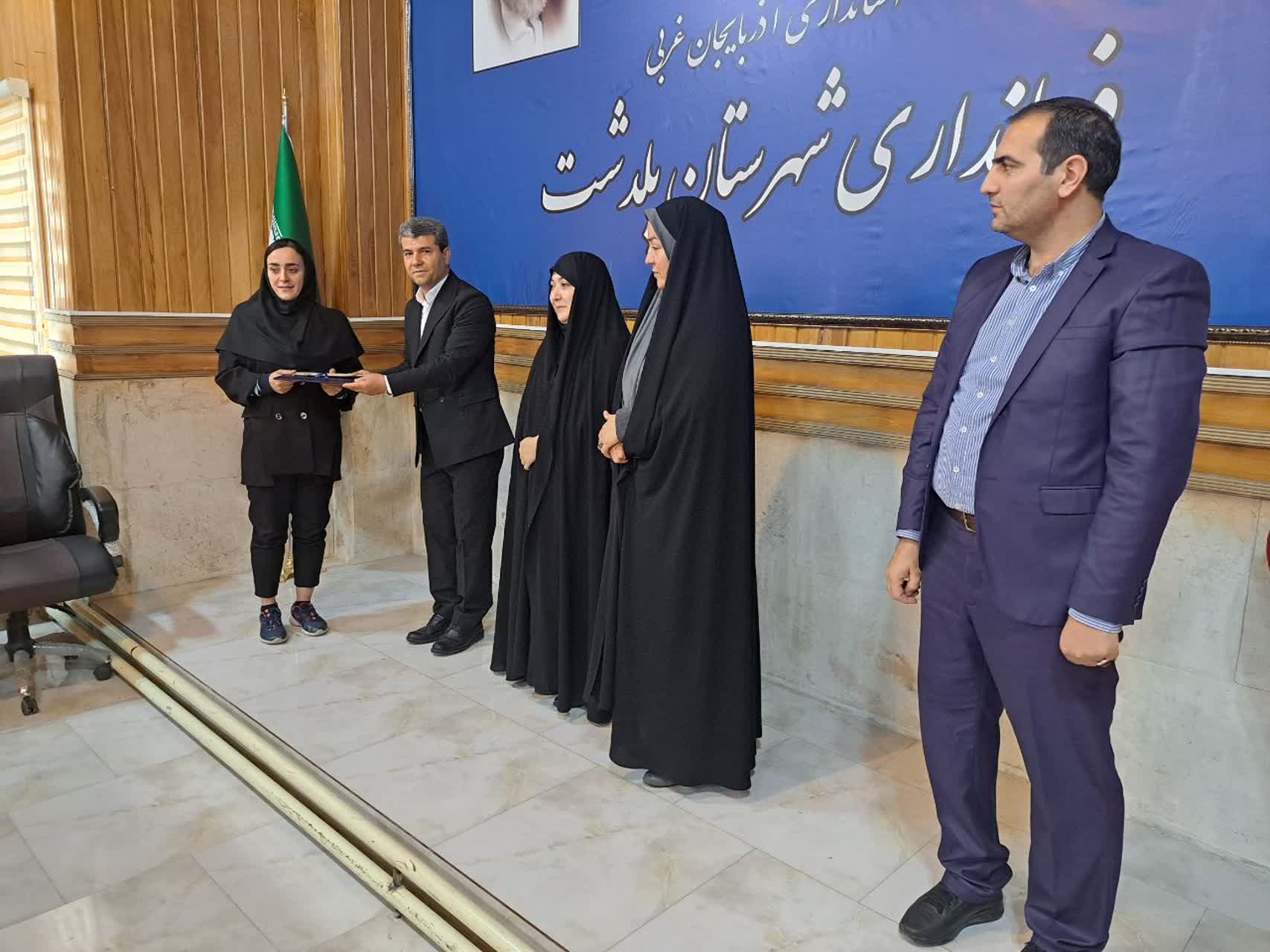 روز دختر فرستی است تا دغدغه ها، نیازها و مطالبات نسل جوان دختر را بی واسطه شنیده و در مسیر تصمیم سازی لحاظ کنیم.