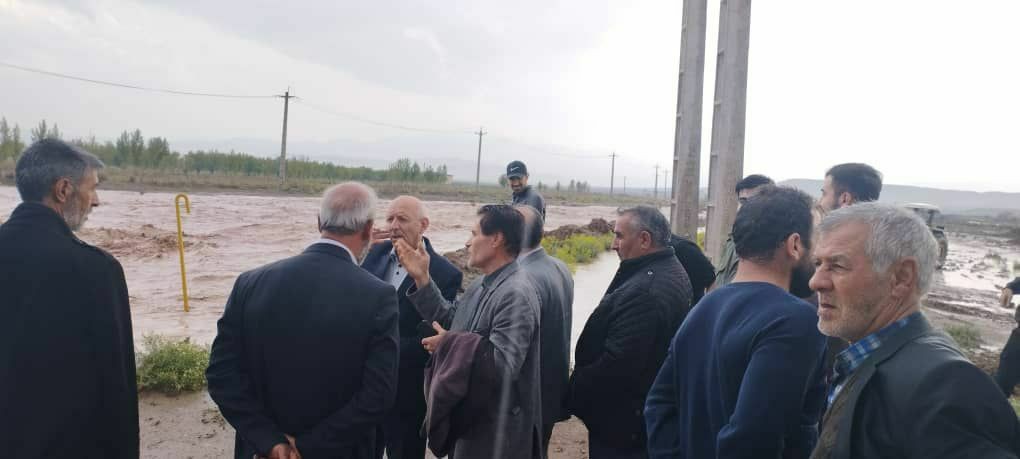 بازدید میدانی فرماندار پلدشت از روستاهای سیل زده شهرستان