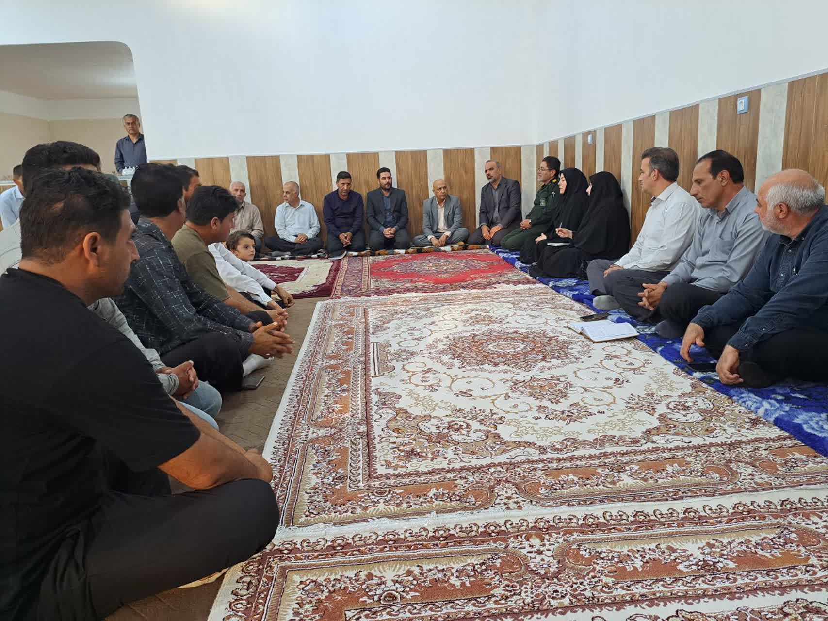 شورای مدیریت محله‌محور در روستای ساختمان برگزار شد