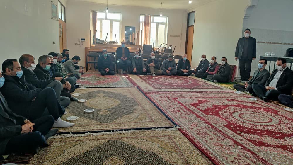 دیدار فرماندار پلدشت و اعضای شورای اداری با امام جمعه شهرستان