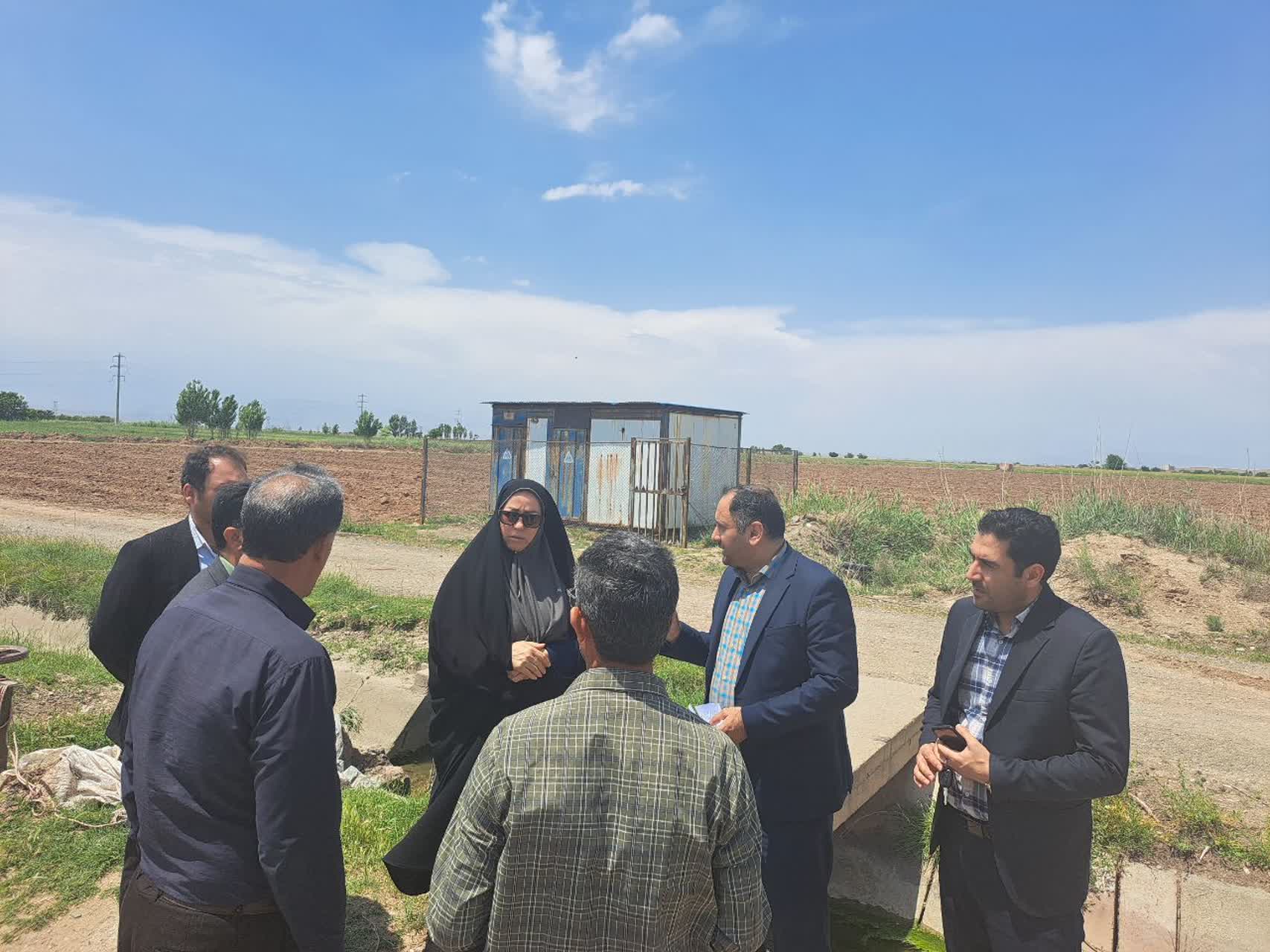 آغاز عملیات حفر چاه کمکی آب شرب در روستای شهرک میلاد پلدشت
