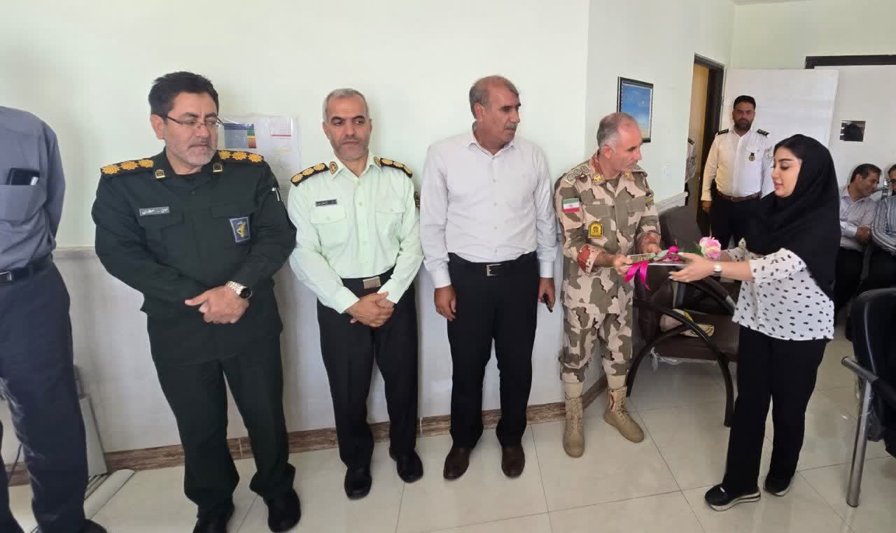دیدار و تجلیل فرماندار شهرستان پلدشت از پزشکان و کادر درمان بیمارستان امام خمینی(ره)