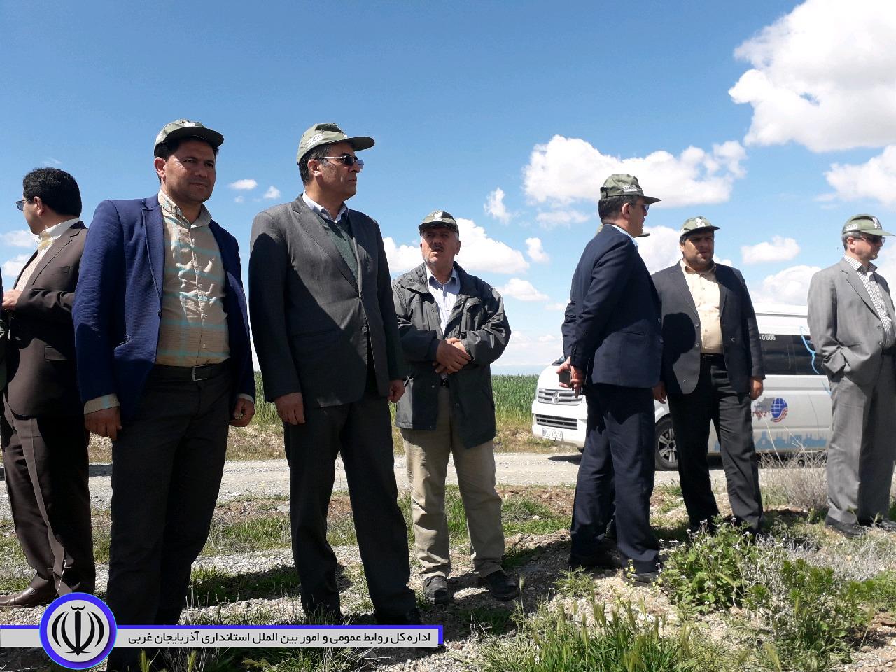 دستگاه های اجرایی شهرستان پلدشت آمادگی دارند در راستای حمایت و پشتیبانی از سرمایه گذاری، ورود فناوری ودانش روز در زمینه های کشاورزی، دامداری وشیلات همکاری و مساعدت های لازم را ارائه نمایند.