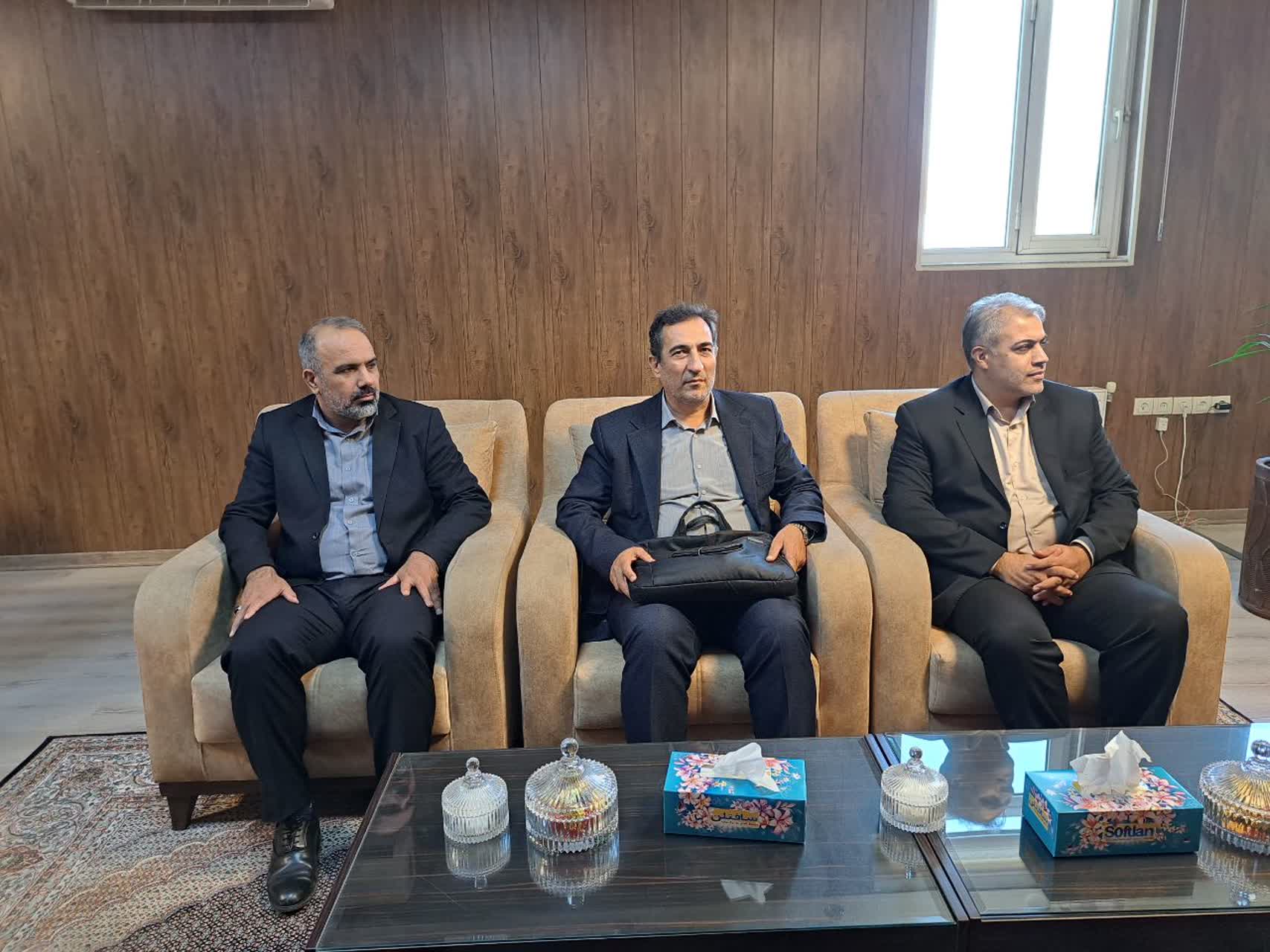 حضور تیم‌های فنی استانی در پلدشت برای بررسی مشکلات ارتباطی