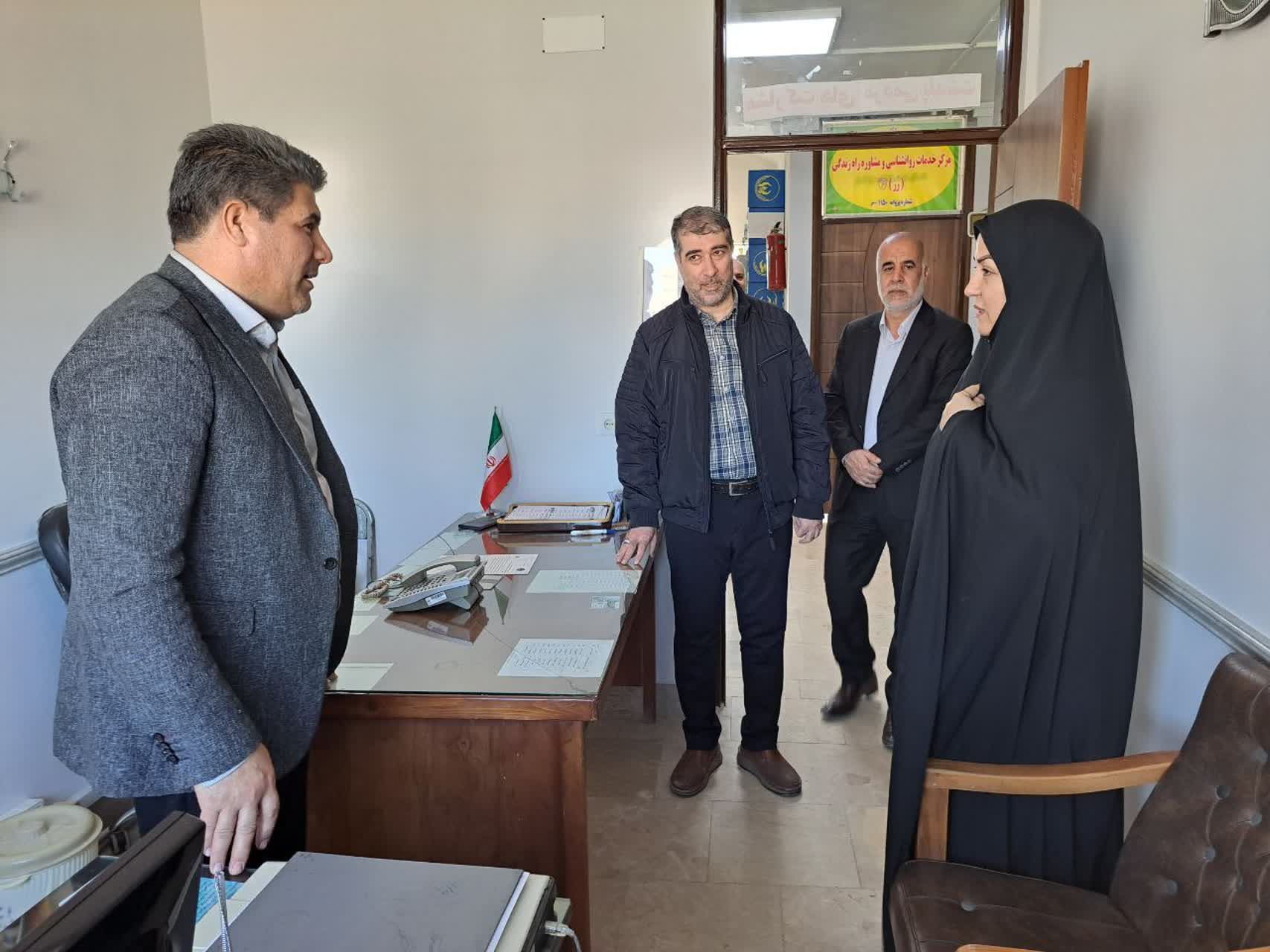 توزیع اقلام ضروری بین مددجویان با حضور فرماندار شهرستان