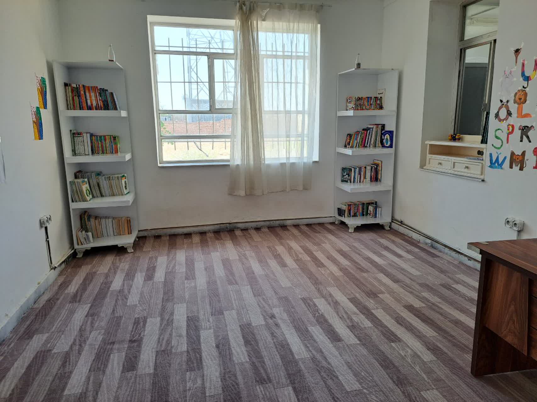 بازدید فرماندار پلدشت از فعالیتهای مسئولیت اجتماعی شرکت طرابرسان در روستای شهرک میلاد