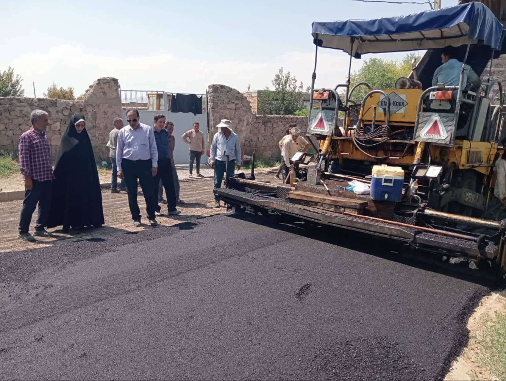 پیشرفت چشمگیر پروژه‌های عمرانی در پلدشت؛ اتمام آسفالت‌ریزی روستای شیبلو