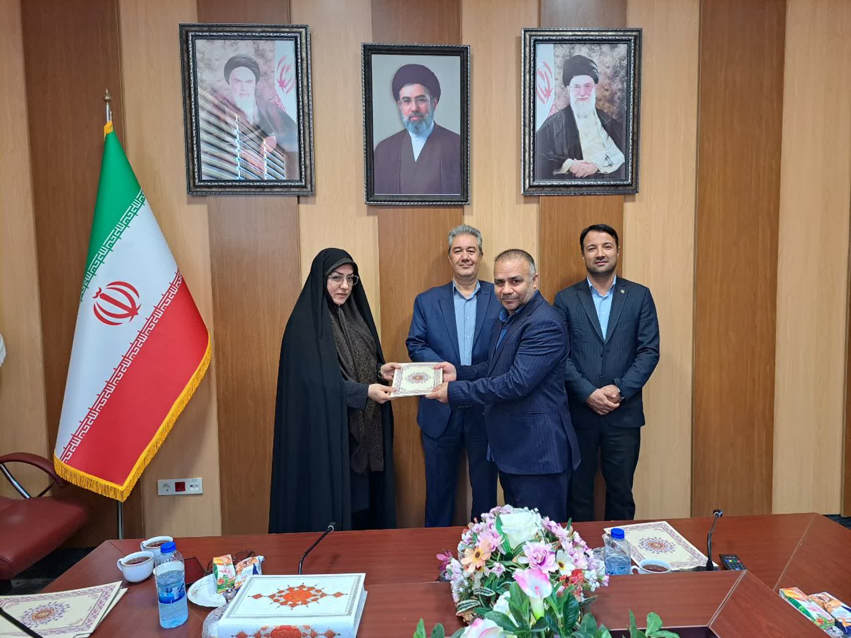 تجلیل فرماندار پلدشت از کارکنان و تلاشگران حوزه مرزی/ تأکید بر اهمیت وحدت و خدمترسانی صادقانه در مقابله با توطئههای دشمن