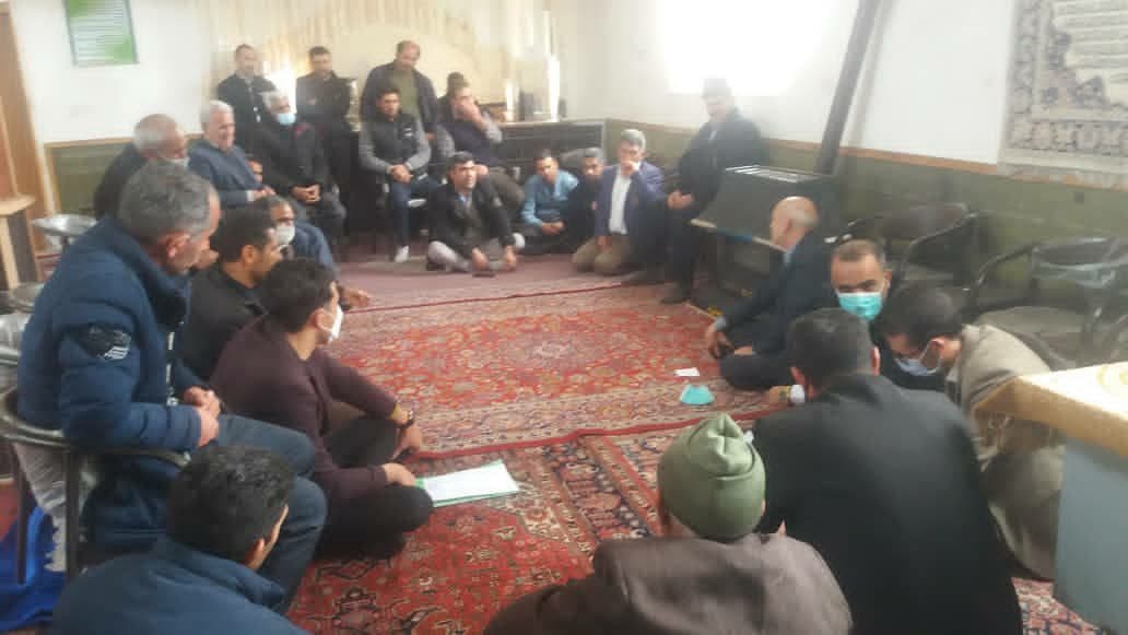بازدید فرماندار پلدشت از روستاهای بخش مرکزی شهرستان و دیدار چهره به چهره با اهالی روستاها