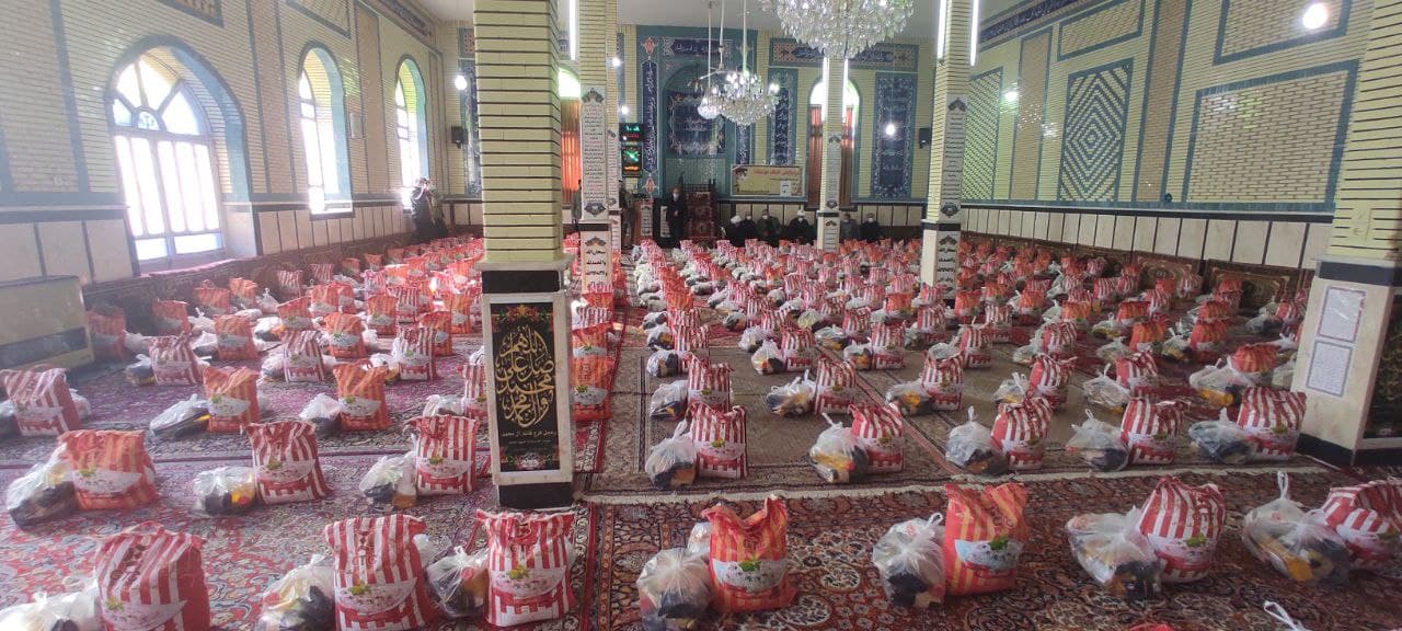 توزیع بسته های معیشتی در شهرستان