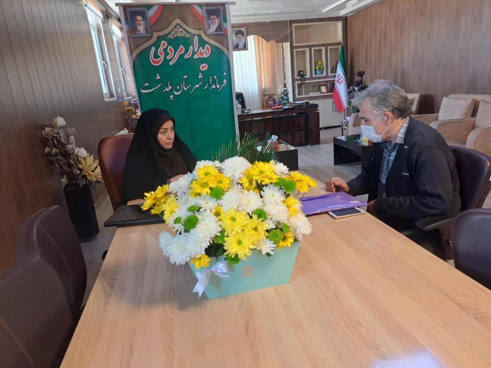 گزارش تصویری/ دیدار چهره به چهره فرماندار شهرستان پلدشت با تعدادی از اقشار مختلف مردم