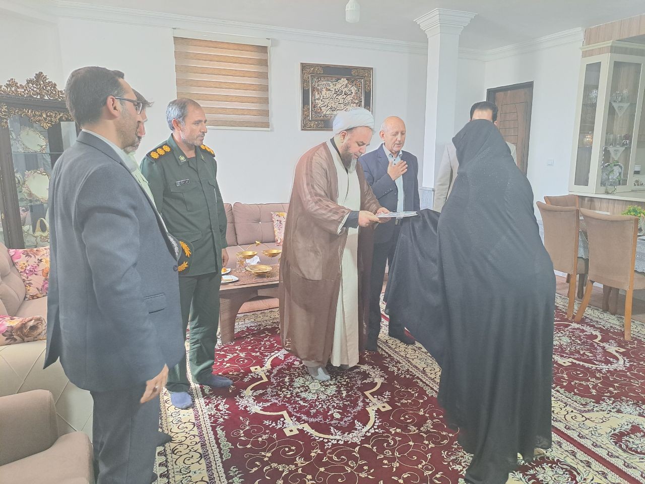 دیدار رئیس واعضای شورای تامین شهرستان پلدشت با آزادگان شهرستان