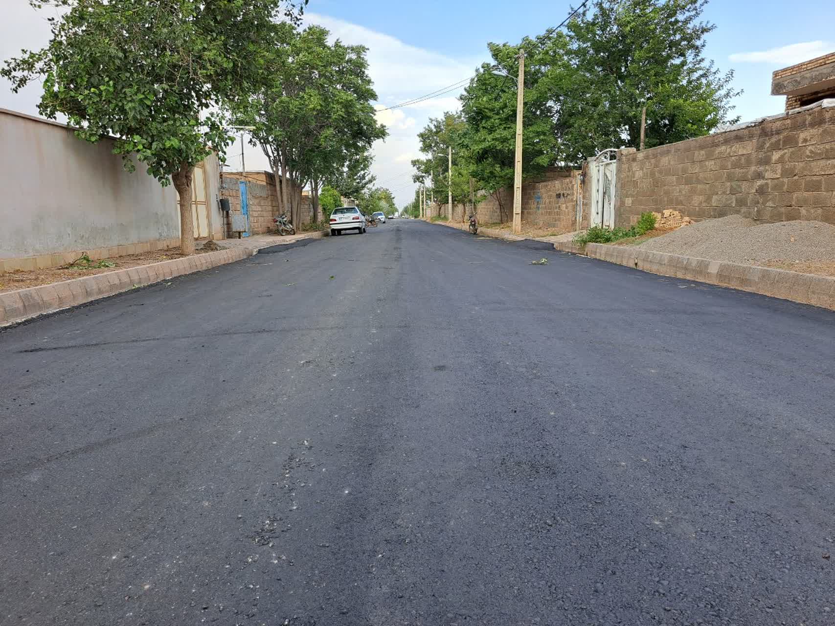 بهره‌برداری از طرح هادی و آسفالت معابرروستای «شهرک ارس»