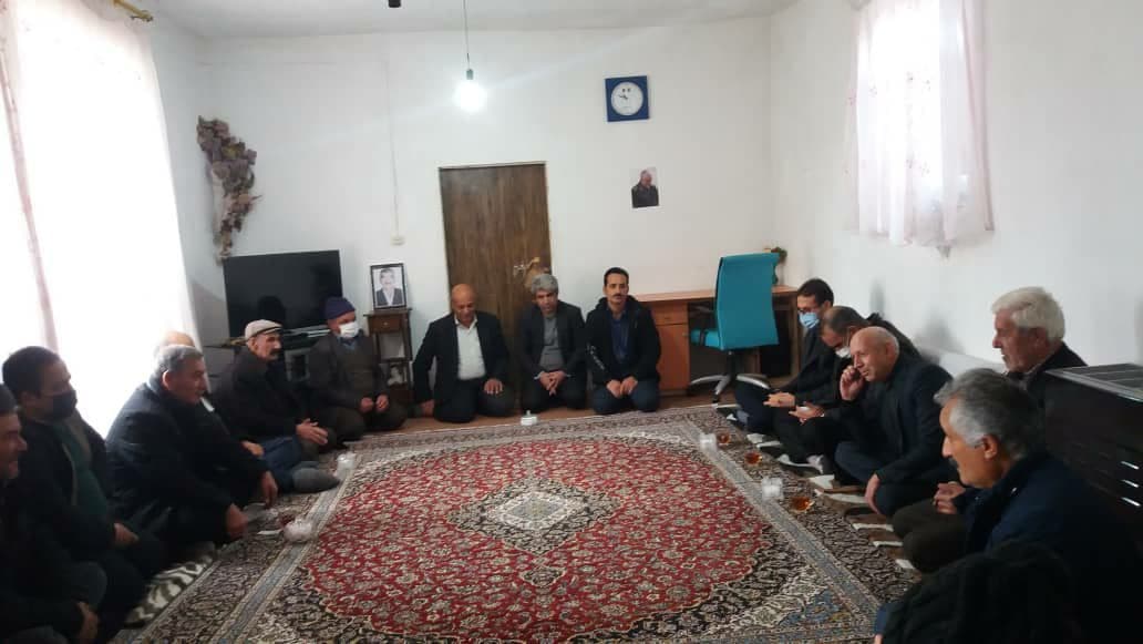 بازدید فرماندار پلدشت از روستاهای بخش مرکزی شهرستان و دیدار چهره به چهره با مردم