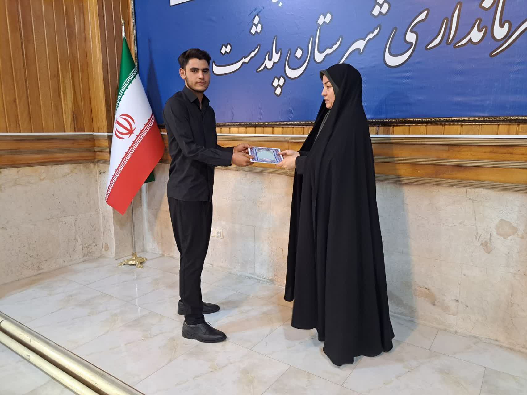 نشست فرماندار پلدشت با مسئولان و مداحان هیئتهای مذهبی شهرستان برگزار شد