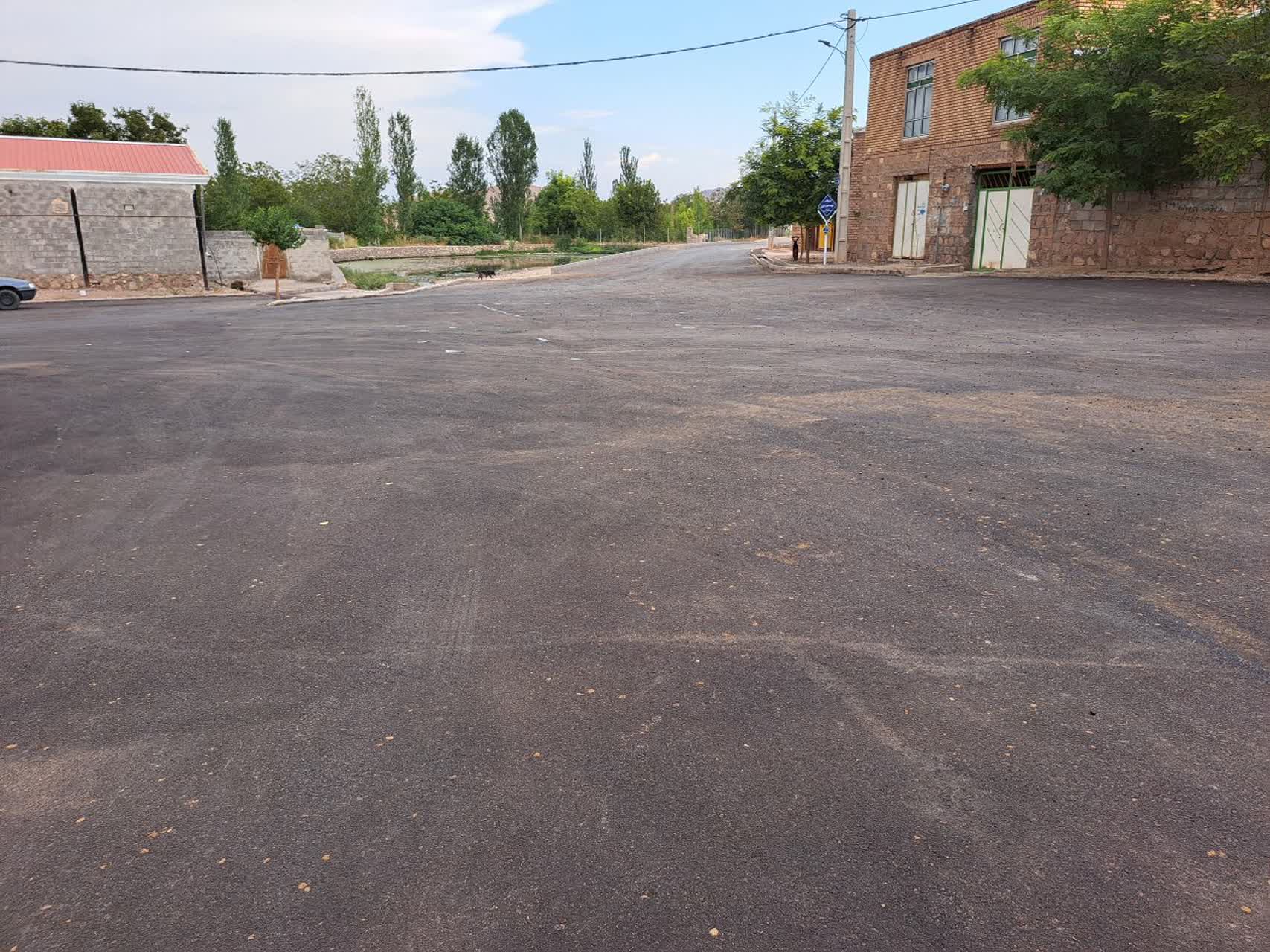 بهرهبرداری از طرح هادی و آسفالت معابر روستای دیوانخانه