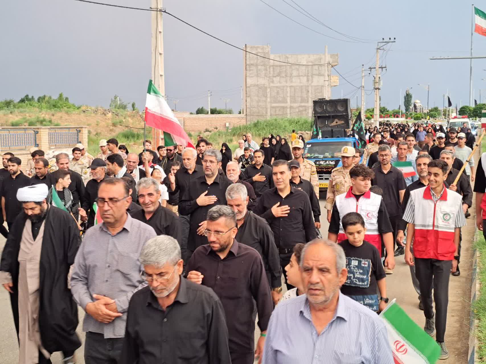 طنین نوای سوگواری در پلدشت؛ اجتماع پرشور دلدادگان رهبر شهید برگزار شد