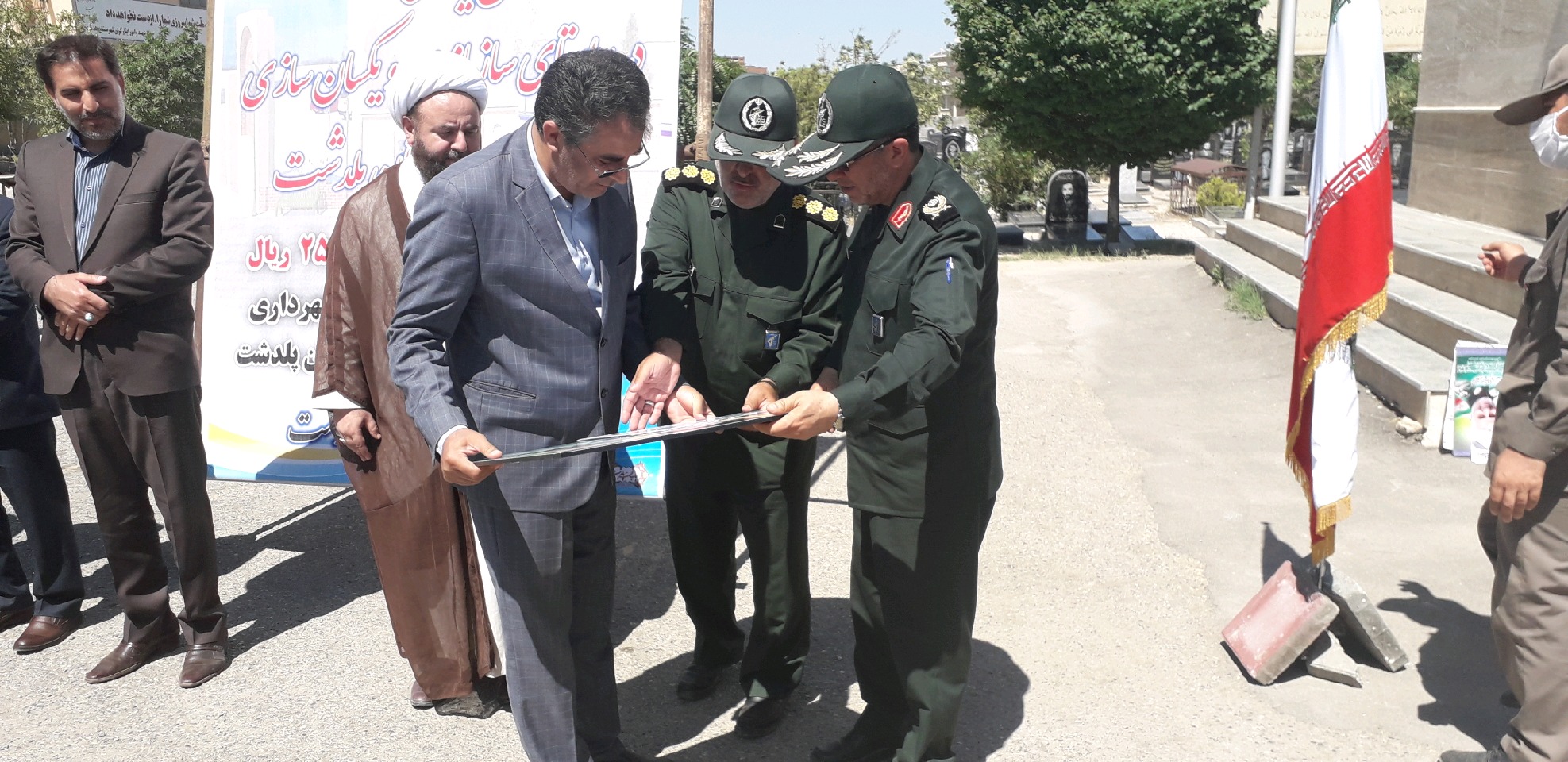 گزارش تصویری از سفر یک روزه سردار شهسواری فرمانده سپاه شهدای استان آذربایجان غربی به شهرستان پلدشت