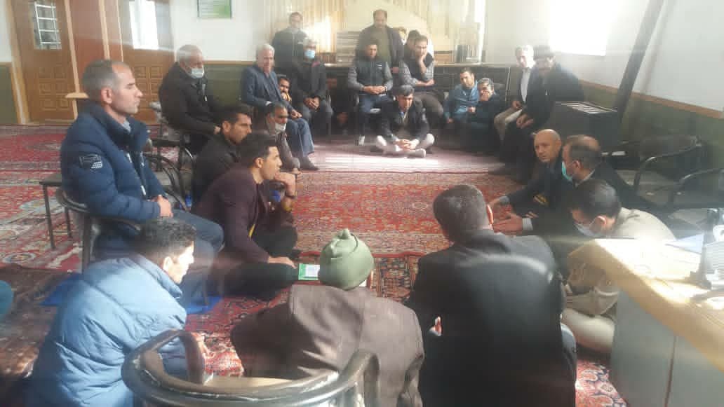 بازدید فرماندار پلدشت از روستاهای بخش مرکزی شهرستان و دیدار چهره به چهره با اهالی روستاها