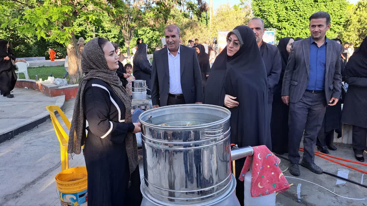 هدف از برگزاری این نمایشگاه ایجاد نشاط اجتماعی و حمایت از فعالان حوزه مشاغل خرد و خانگی است