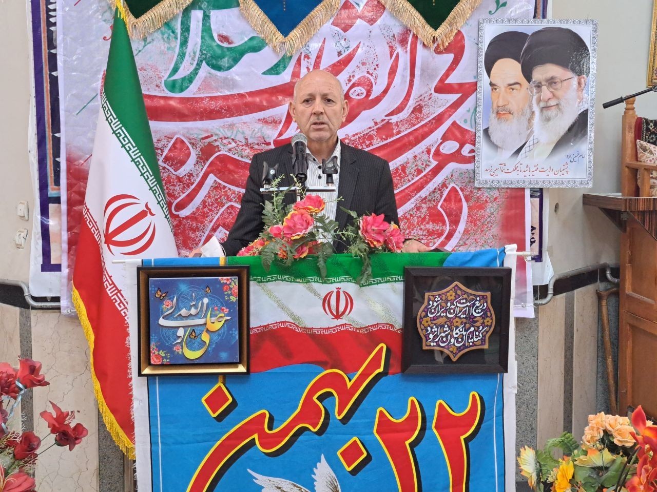 تشریح دستاوردهای انقلاب اسلامی توسط فرماندار پلدشت پیش از خطبه های نماز عبادی سیاسی جمعه